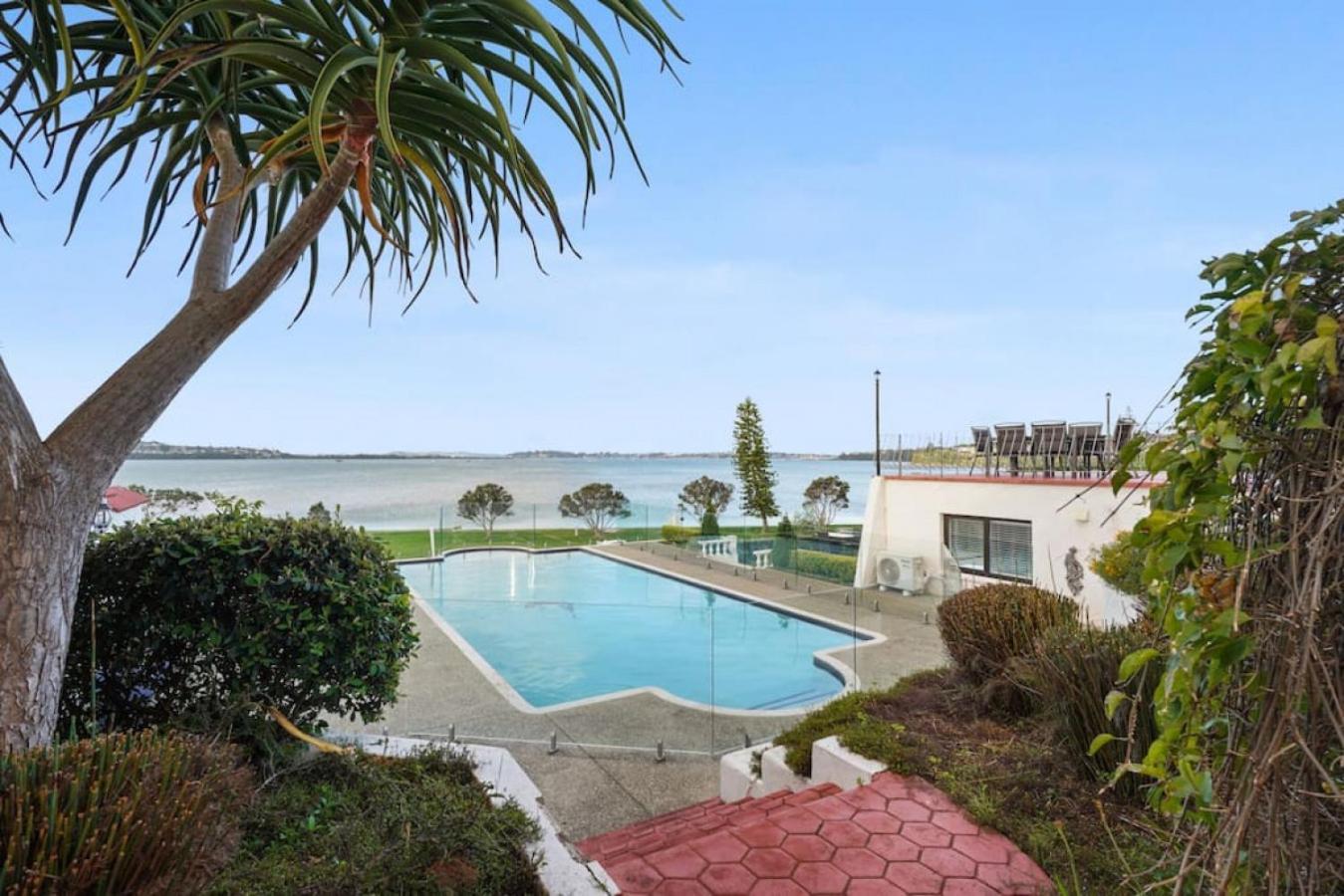 Magnificent Beachfront Mansion - Pool - Fireplace Окленд Екстер'єр фото