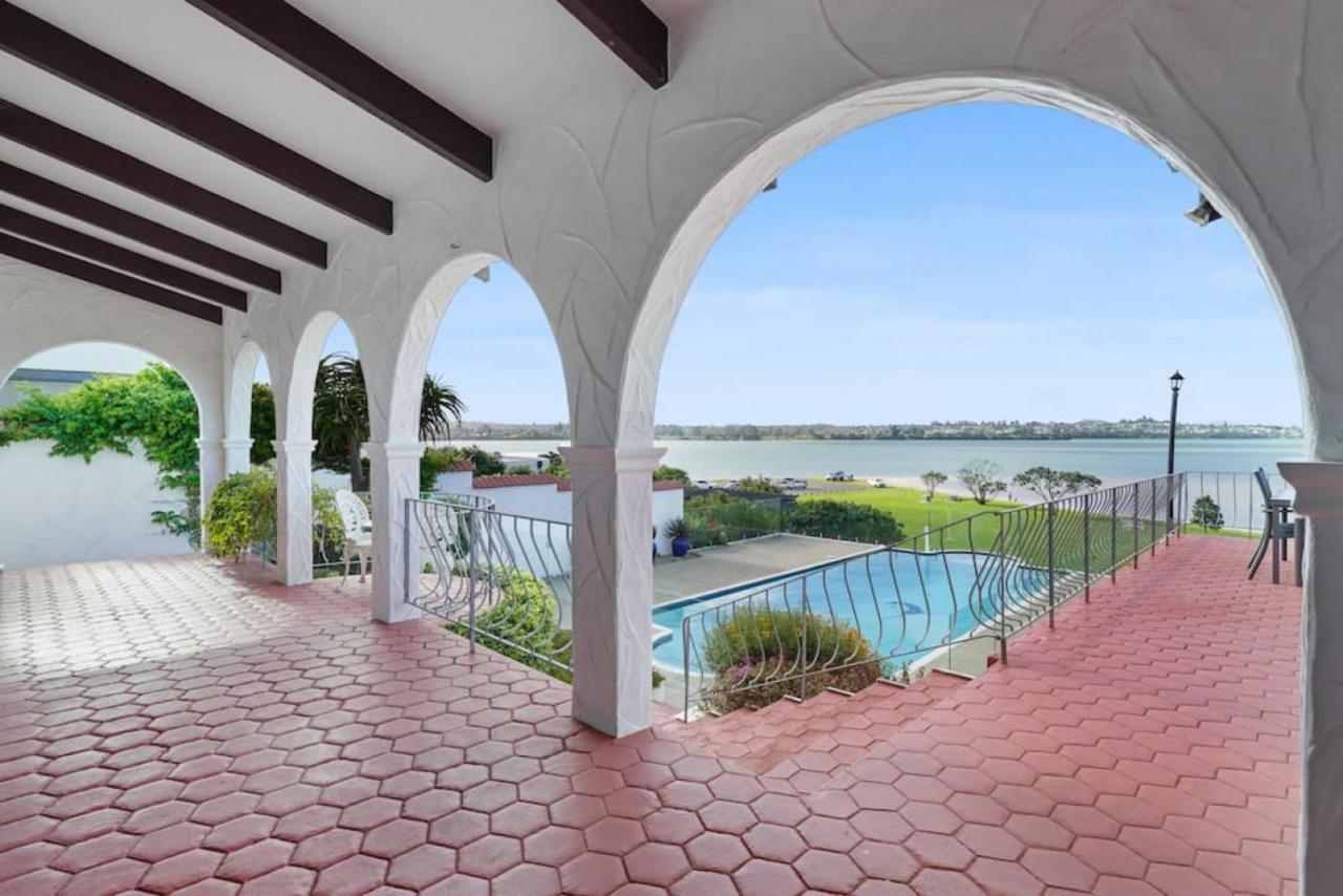 Magnificent Beachfront Mansion - Pool - Fireplace Окленд Екстер'єр фото